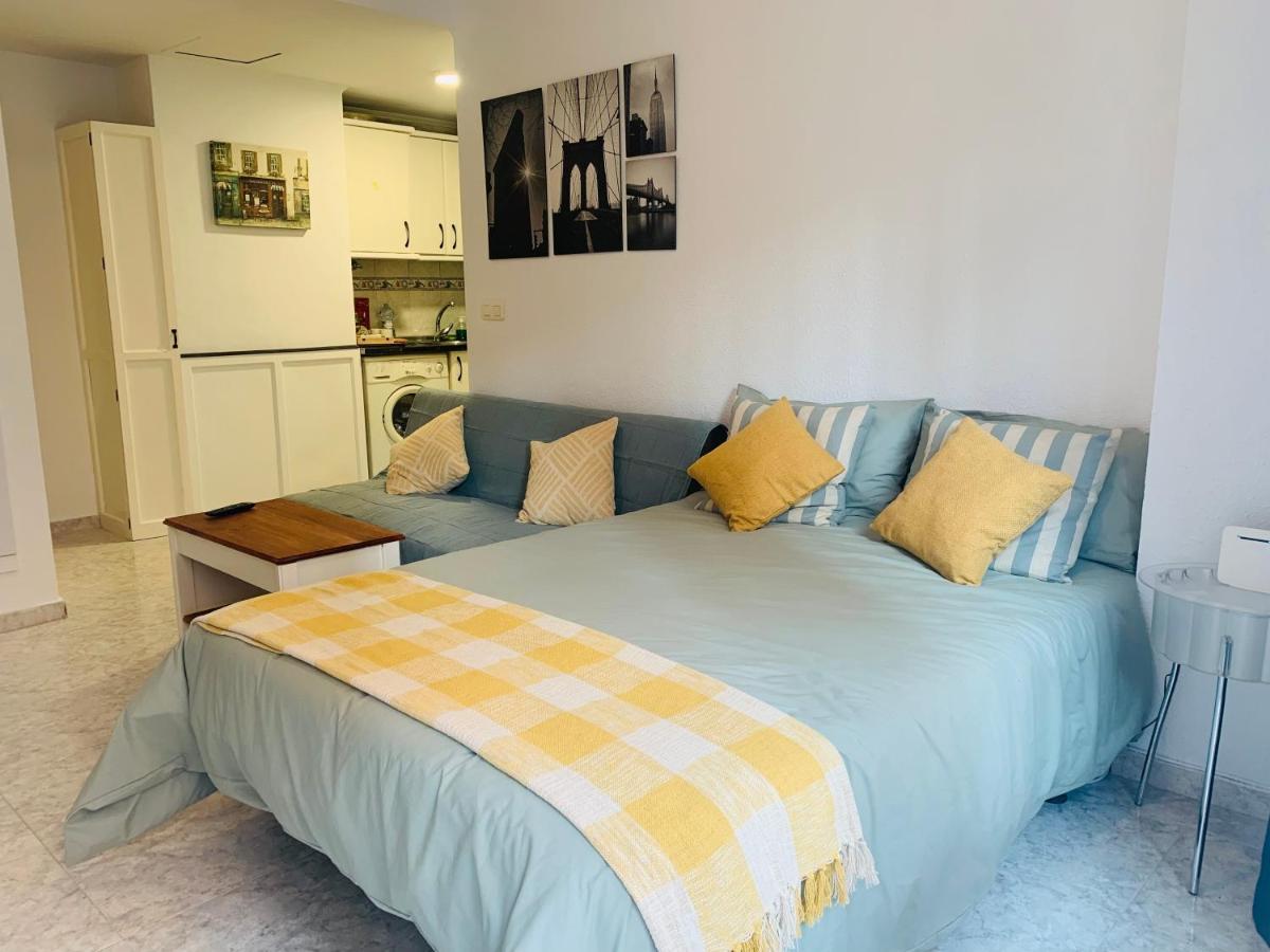 Appartement Acuario 22 *